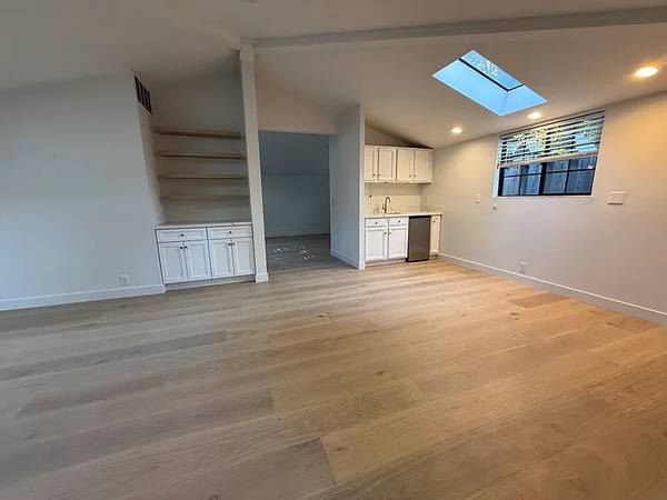 360 Stanford Avenue, Palo Alto, CA 94306 photo 3