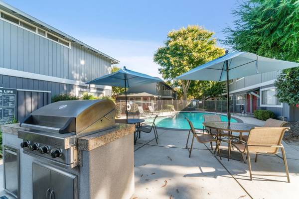 Apartments on Michael Drive · Campbell photo 3