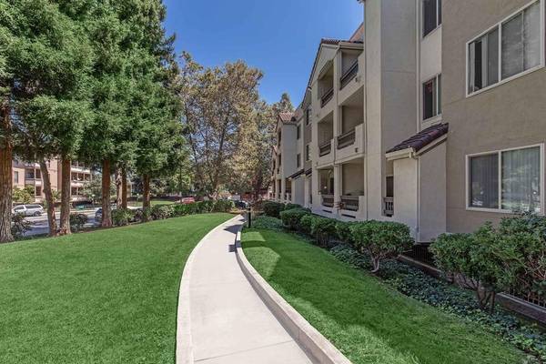 Beautiful 3 Bedroom 1.5 Bath Home, Close to Santana Row. photo 4
