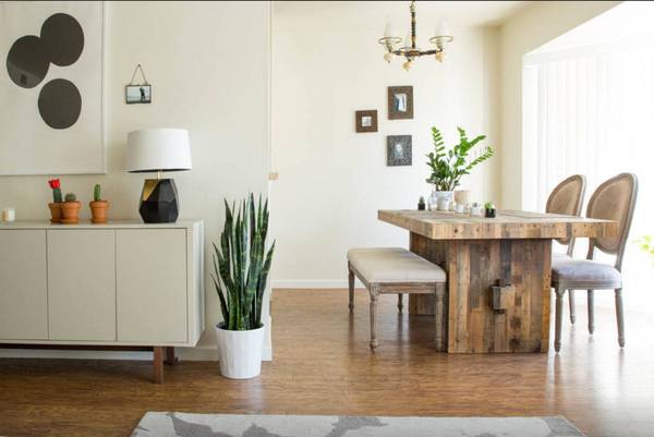 2BR/1BA Single Family House · San Bruno photo 2