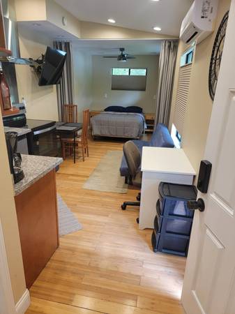 0BR/1BA In Law Adu on Oakcrest Court · Cupertino photo 3