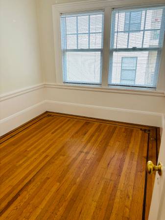 1BR/1BA Apartment on Grand Avenue · Oakland photo 3