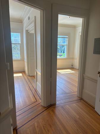 1BR/1BA Apartment on Grand Avenue · Oakland photo 4