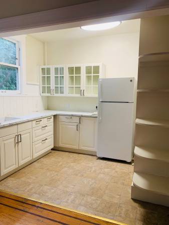 1BR/1BA Apartment on Grand Avenue · Oakland photo 5