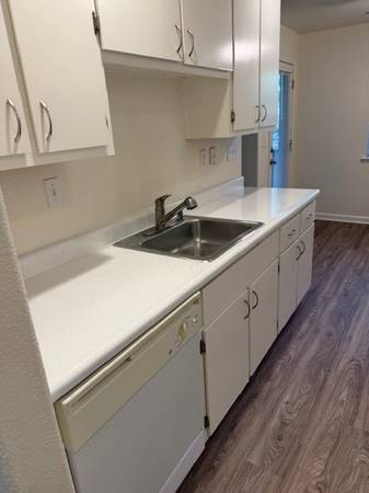 2BR/2BA Apartment on Podva Rd. · Danville