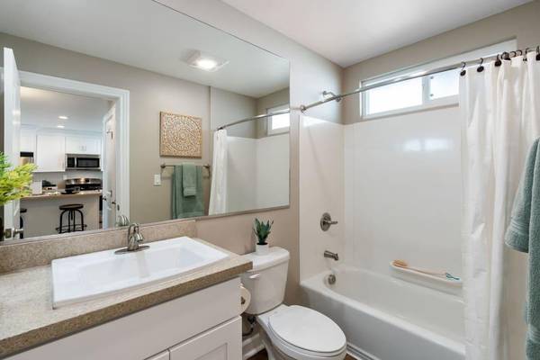 Pinebrook Apartments photo 2