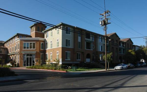 2BR/2BA Apartment on Lewis Road · San Jose photo 4