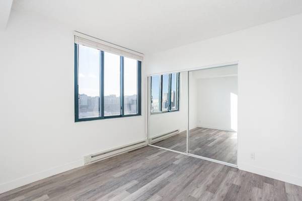 1BR/1BA Apartment on O'Farrell Street · San Francisco photo 3