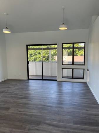 1BR/1BA Single Family House on Villa Terrace · San Mateo photo 2