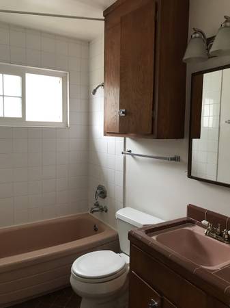 2BR/1BA Apartment · El Cerrito photo 5