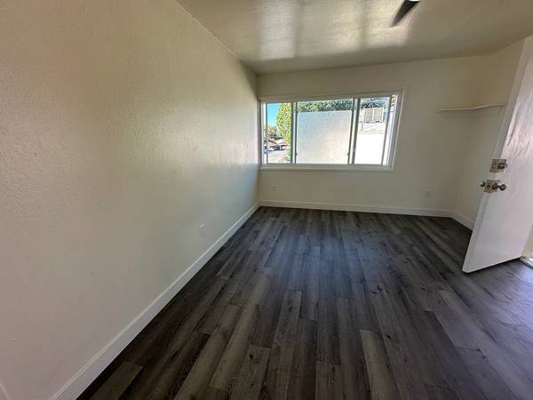 1BR/1BA Single Family House on E Taylor St · San Jose photo 5