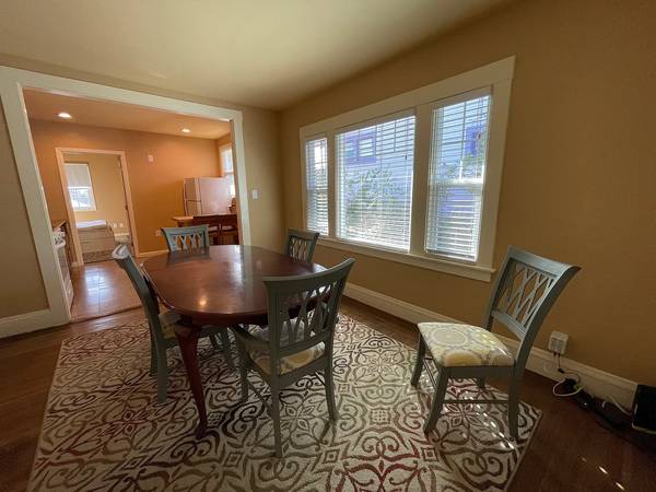 Newly Updated 2-bedroom Apartment Unit In Prime Oakland Location – $2,400/mo photo 3