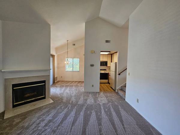 2BR/2BA Condo on Flickinger Ct · San Jose photo 2