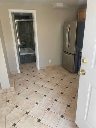 1BR/1BA Apartment · San Francisco photo 4