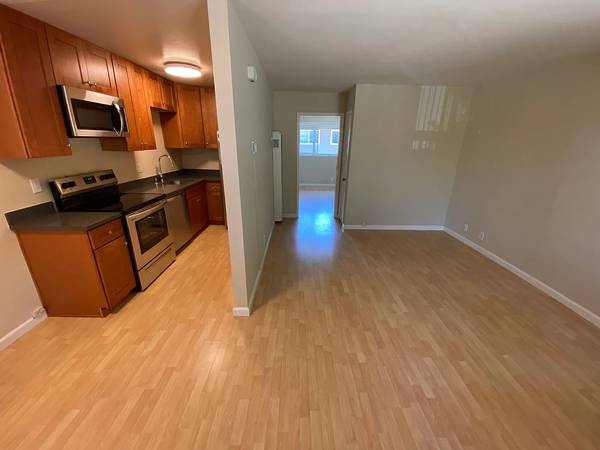 1BR/1BA Apartment on Farm Hill Blvd · Redwood City photo 2