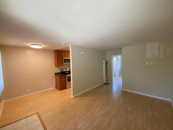 1BR/1BA Apartment on Farm Hill Blvd · Redwood City photo 4