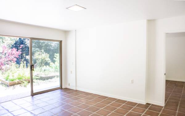 1BR/1BA Duplex · Santa Cruz photo 3