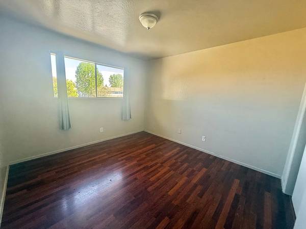 2BR/1BA Apartment on Princevalle St · Gilroy photo 2