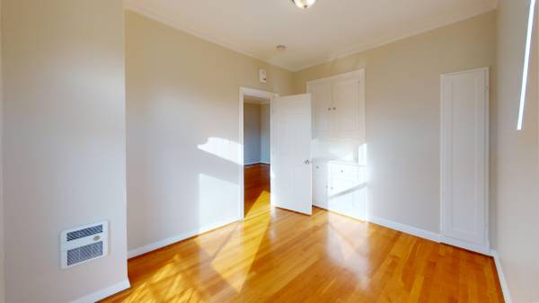 2BR/1BA Apartment on North Point · San Francisco photo 4