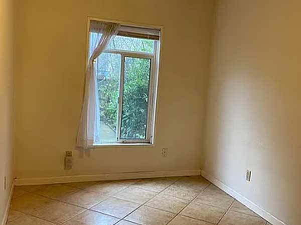 2BR/1BA Apartment on Cabrillo St · San Francisco photo 4