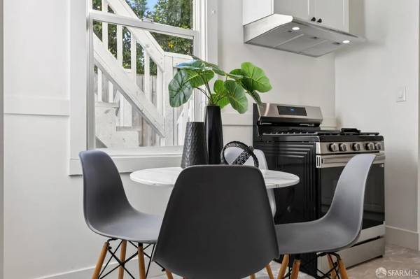 2BR/1BA Apartment · San Francisco photo 2
