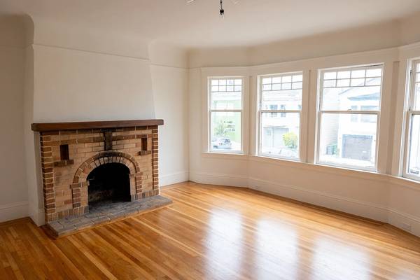 2BR/1BA Single Family House on 24th St · San Francisco photo 2