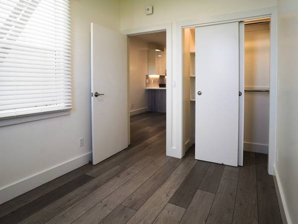 1BR/1BA Apartment on Van Ness Ave - 6 · San Francisco photo 5