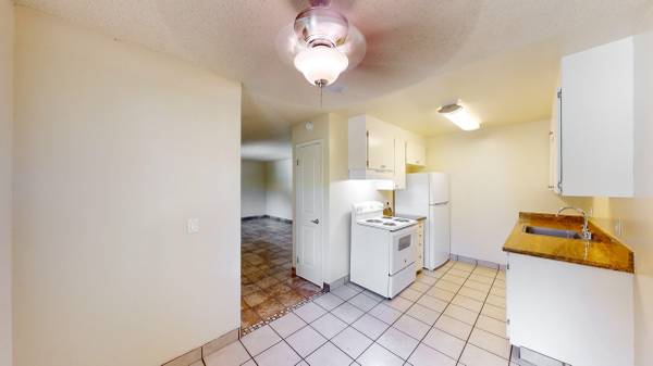 2BR/1BA Apartment on Happy Lane - 18( · Boyes Hot Springs photo 4