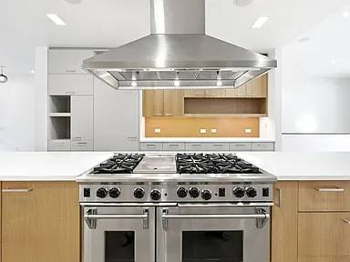 2BR/1BA Apartment · San Francisco photo 4