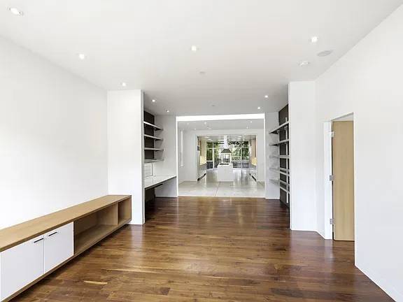 2BR/1BA Apartment · San Francisco photo 5