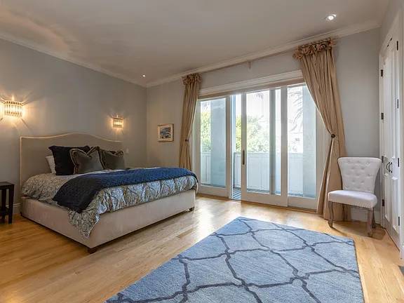 2BR/1BA Apartment · San Francisco photo 2