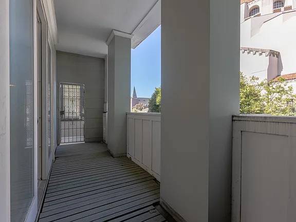 2BR/1BA Apartment · San Francisco photo 4