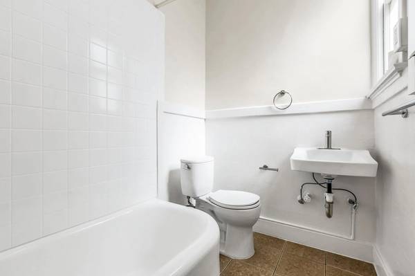 1BR/1BA Apartment · San Francisco photo 5