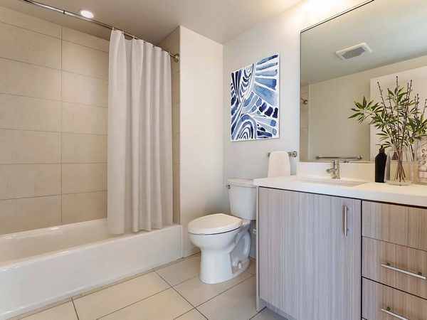 1BR/1BA Apartment · San Francisco photo 4