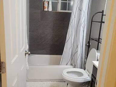 2BR/1BA Single Family House on Montecito Ave · Mountain View photo 5