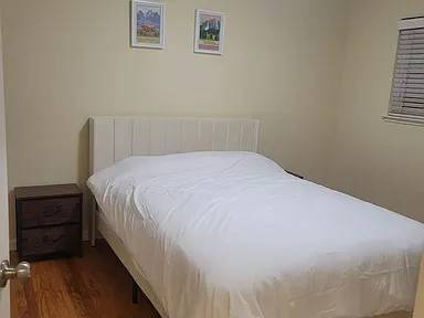 2BR/1BA Single Family House on Montecito Ave · Mountain View photo 5
