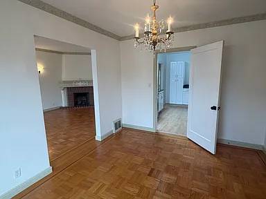 2BR/1BA Apartment · San Francisco photo 5