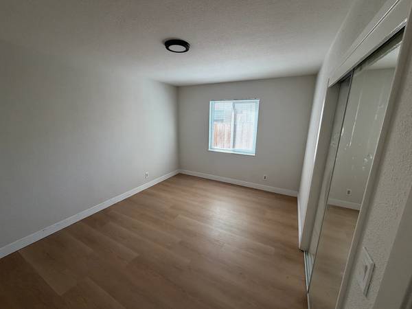 2BR/1BA Apartment on S 7th St · San Jose photo 5
