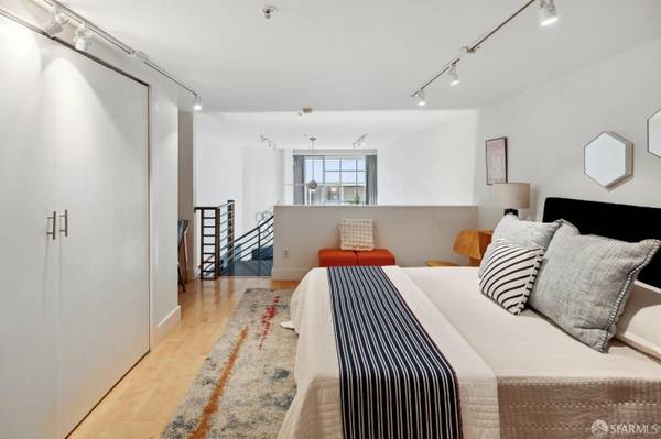 1BR/1BA Loft on Indiana Street · San Francisco photo 5