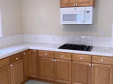 1BR/1BA Single Family House on Hillcrest Dr · Aptos photo 2