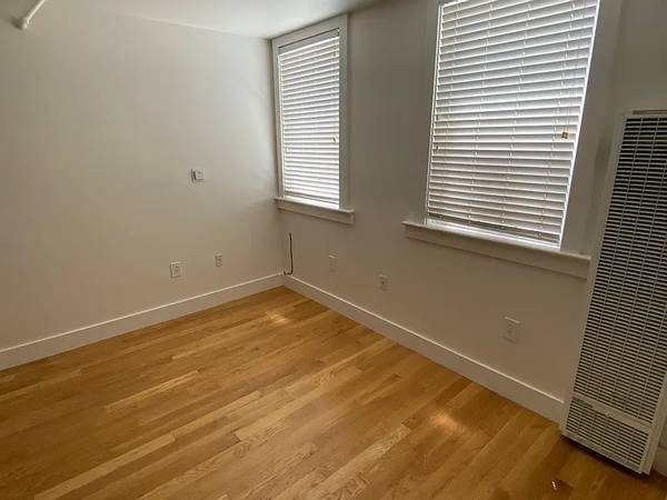 2BR/1BA Apartment · San Francisco photo 4