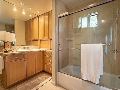2BR/1BA Single Family House on Pine St · Aptos photo 3