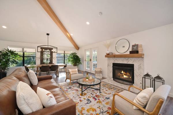 1BR/1BA Apartment · Fairfield photo 3