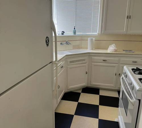 1BR/1BA Apartment · Berkeley photo 3