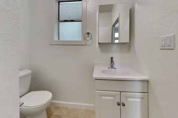 1BR/1BA Apartment · Alameda photo 3