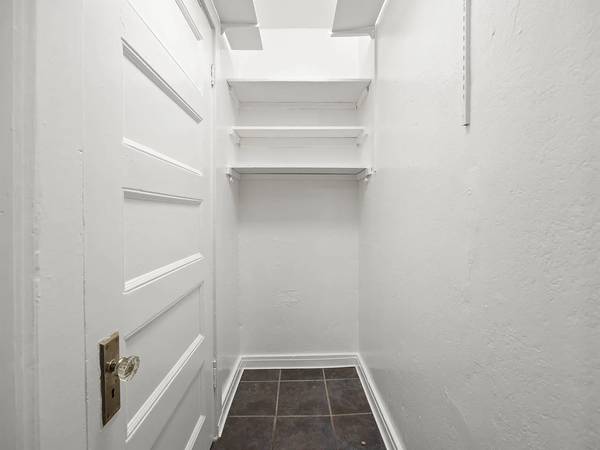 1BR/1BA Apartment on Carleton St · Berkeley photo 5