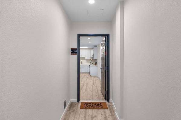 1BR/1BA Apartment on Schmidt Lane · El Cerrito photo 5
