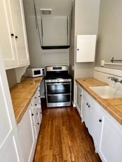 0BR/1BA Apartment on Dwight Way · Berkeley photo 3