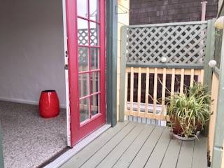 1BR/1BA Apartment · Oakland photo 2
