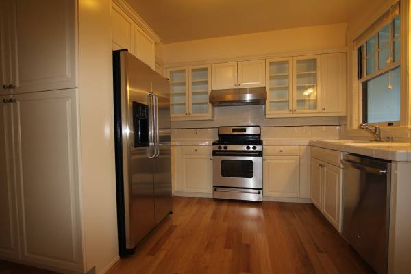4BR/3BA Duplex · San Francisco photo 5